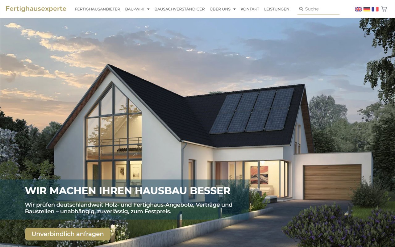 Fertighausexperte homepage, showing the full header and hero